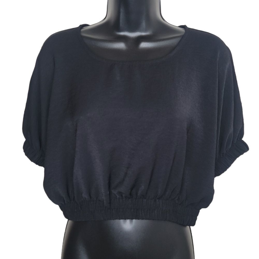 Zara black short sleeve crop top Size Medium